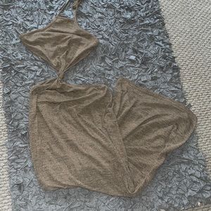 Cut out tie back halter dress